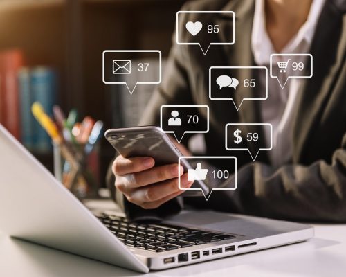 Social,Media,And,Marketing,Virtual,Icons,Screen,Concept.close,Up,Of